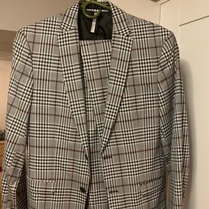 Zara men suit size 38jacket and 30pants